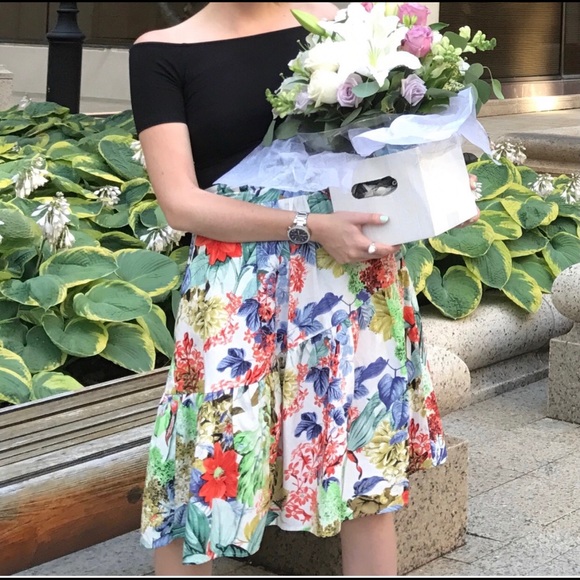 Zara Dresses & Skirts - 2/30: Zara floral flared skirt